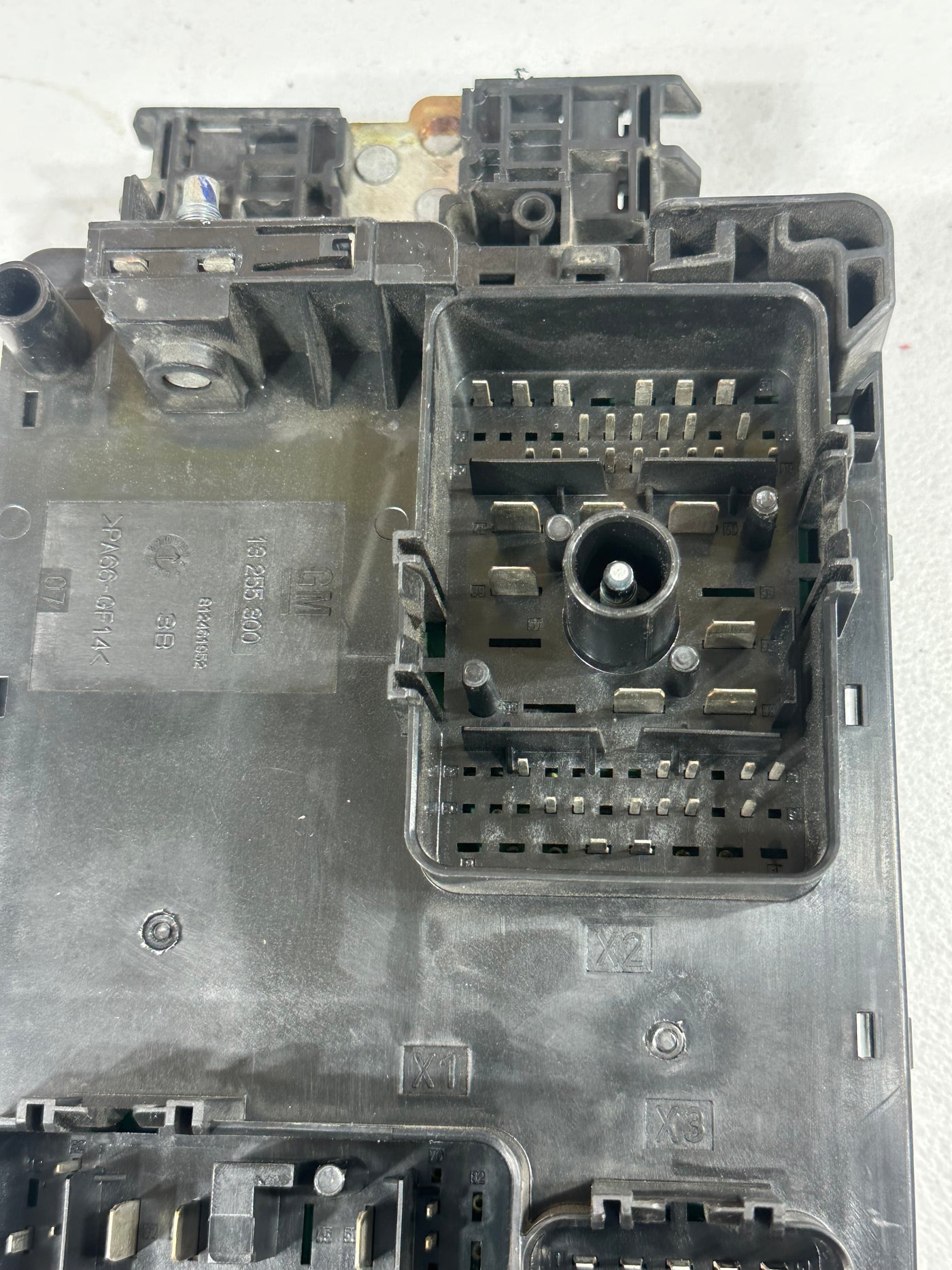 2016-2019 Chevrolet Colorado Engine Fuse Box Relay Fusebox OEM