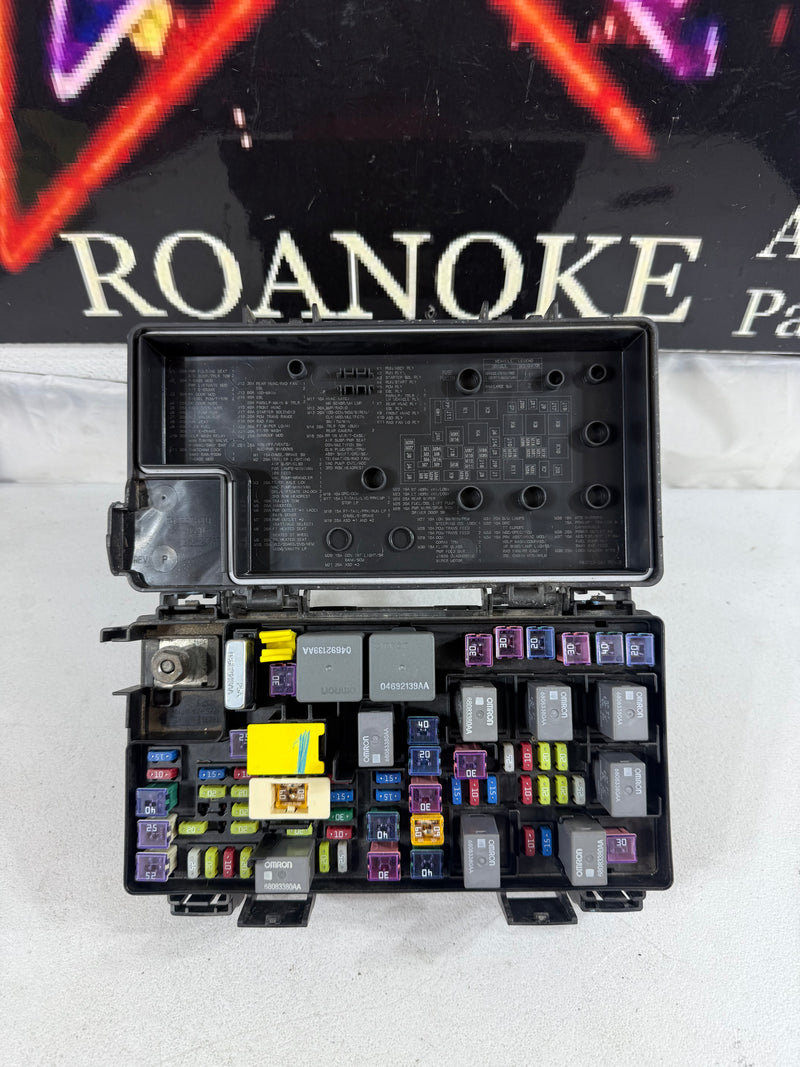 2012 DURANGO GRAND CHEROKEE TIPM INTEGRATED POWER MODULE FUSE BOX OEM 68089321AD
