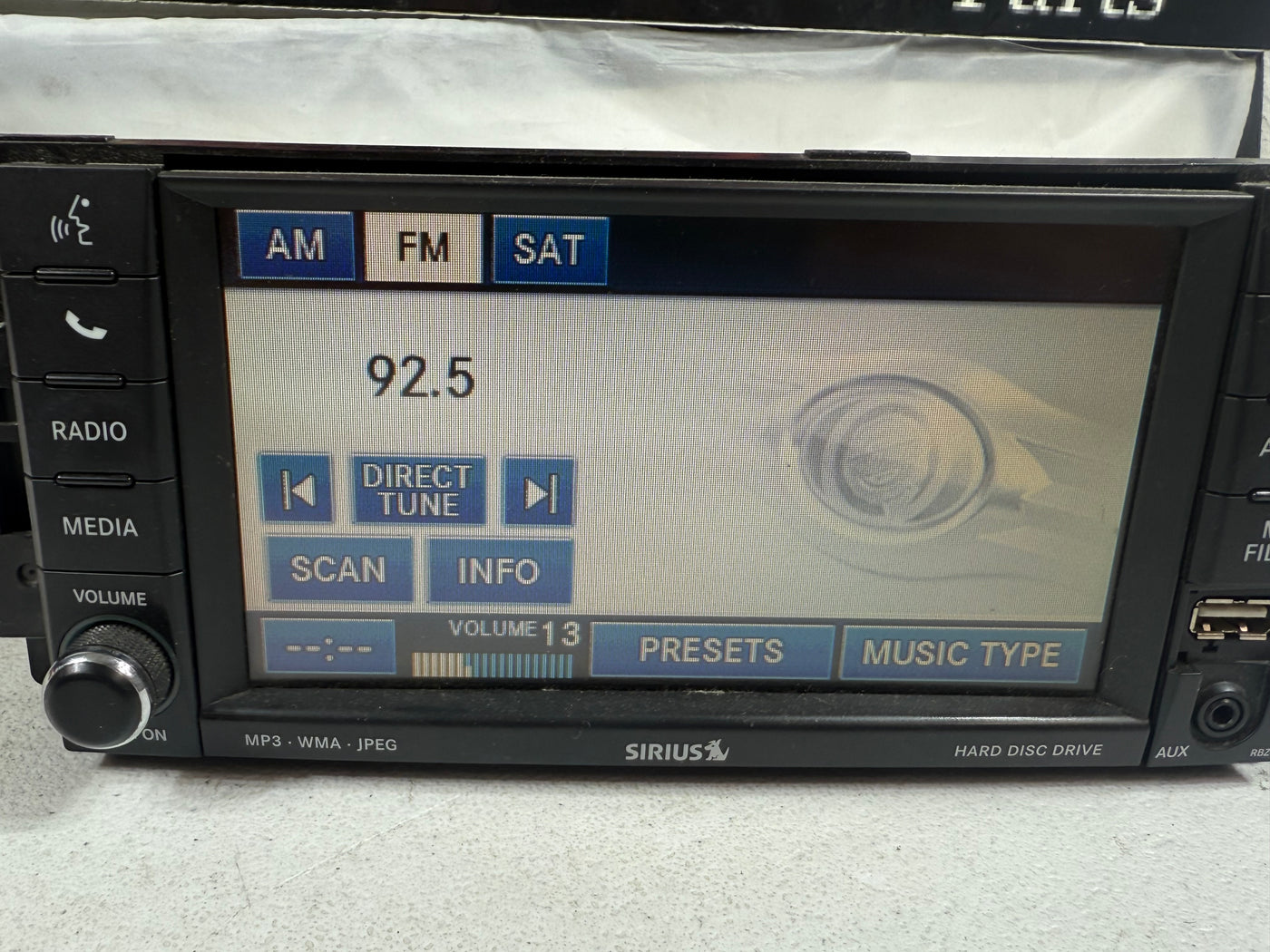 Jeep Dodge Chrysler MyGig CD DVD Radio High RBZ Wrangler Caravan Ram UCONNECT
