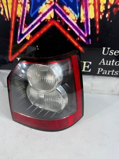 2008-2012 Land Rover LR2 HSE Rear Exterior RH Right Passenger Tail Light OEM
