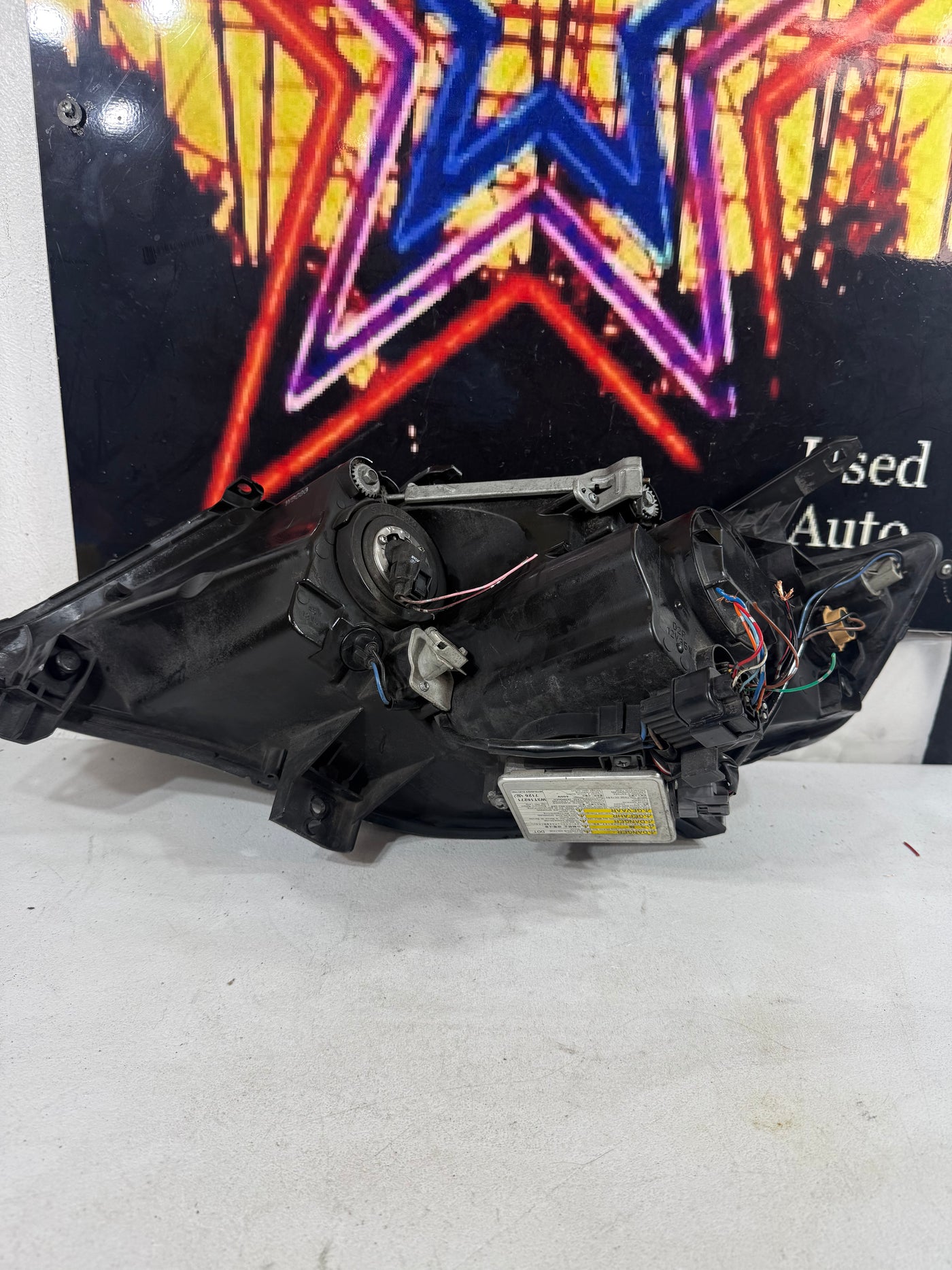 Xenon HID 2007-2009 Mitsubishi Outlander Right Passenger Headlight OEM