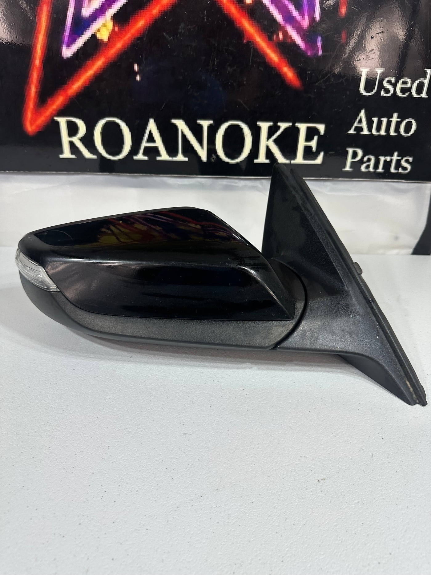 Fits 16 17 18 CHEVY MALIBU RH Passenger Power Door Mirror w Blind Spot Black OEM