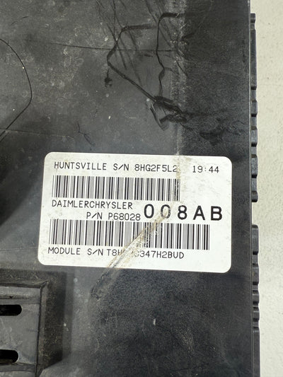 2008-2009 Chrysler Sebring Dodge Avenger Relay Fuse Box P68028008AB Module OEM