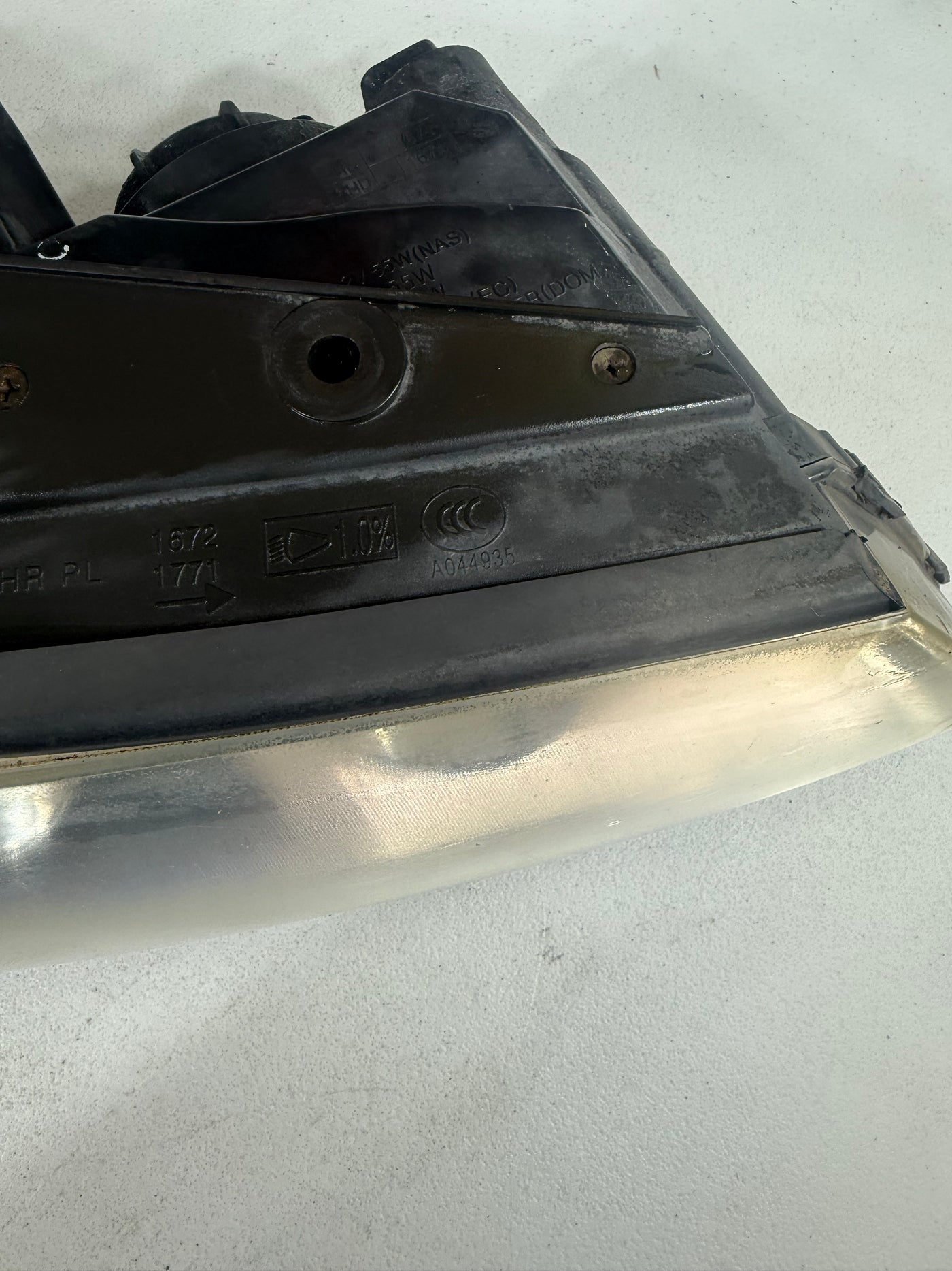 2006-2010 Hyundai Azera Headlight 6 pins green plug Right Passenger side OEM