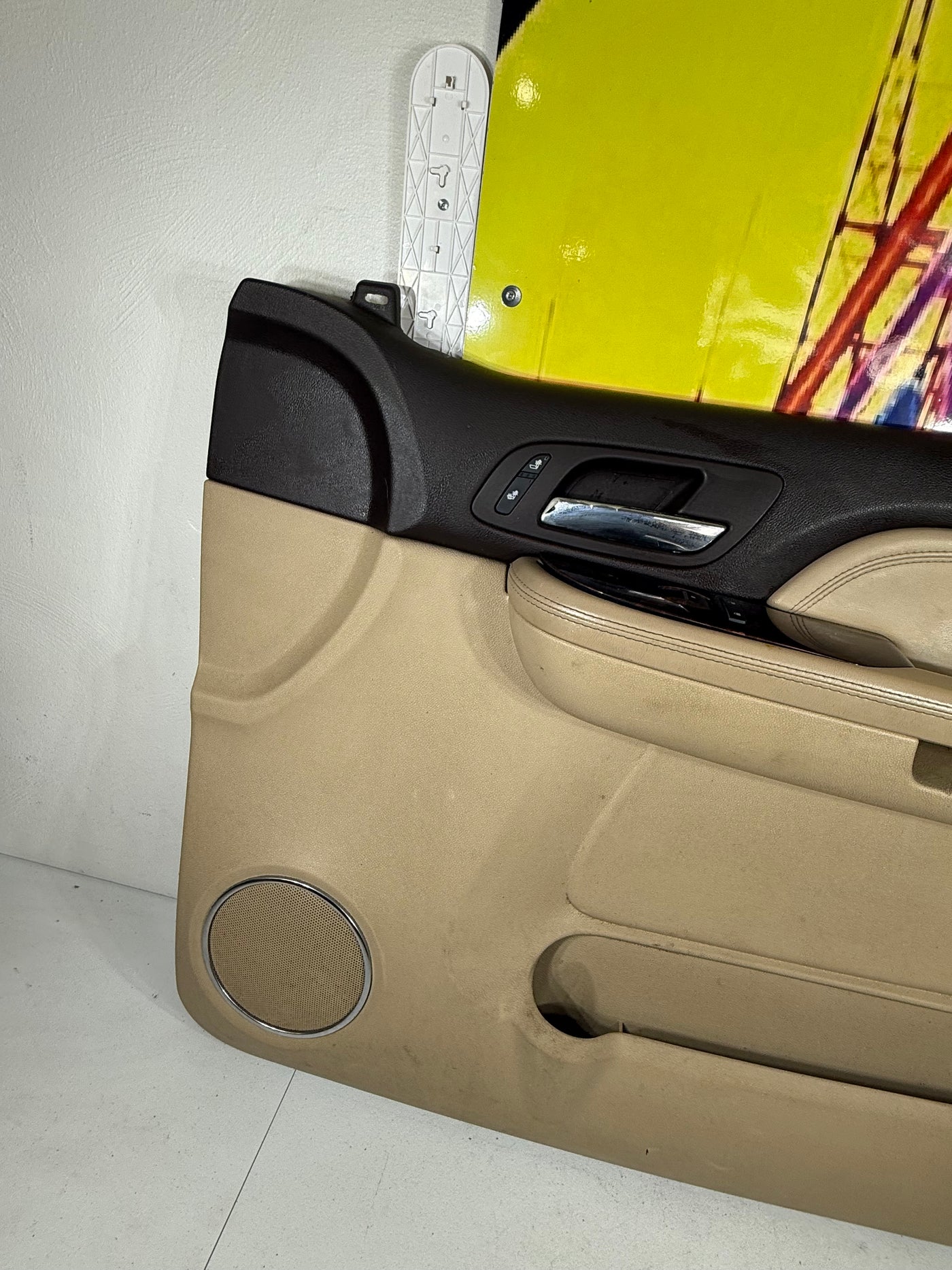 07-09 Chevy Silverado GMC SIERRA Right Passenger Front Door Trim Panel OEM
