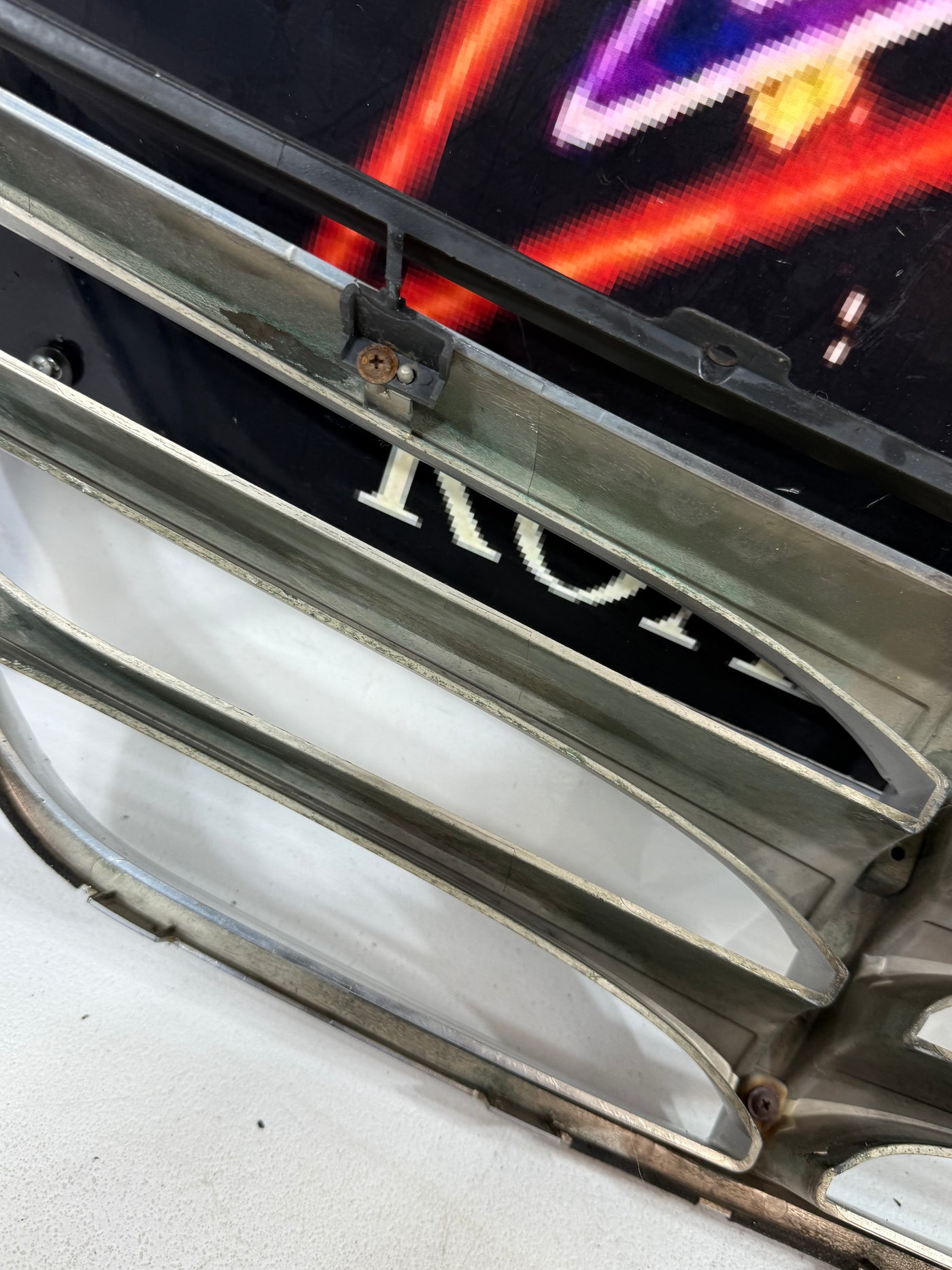 09-11 HYUNDAI GENESIS SEDAN OEM CHROME SILVER FRONT UPPER GRILLE GRILL HOOD TRIM