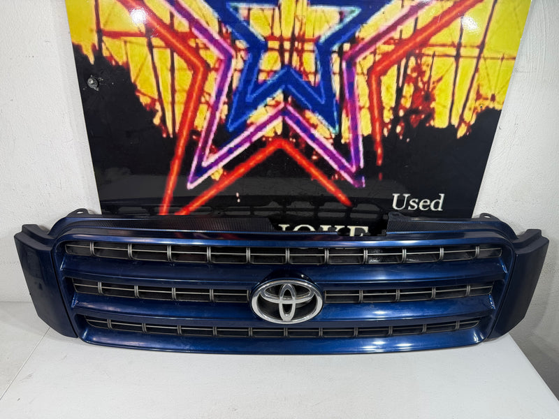 2001 2002 2003 Toyota Highlander Front Upper Grille Grill With Emblem OEM BLUE