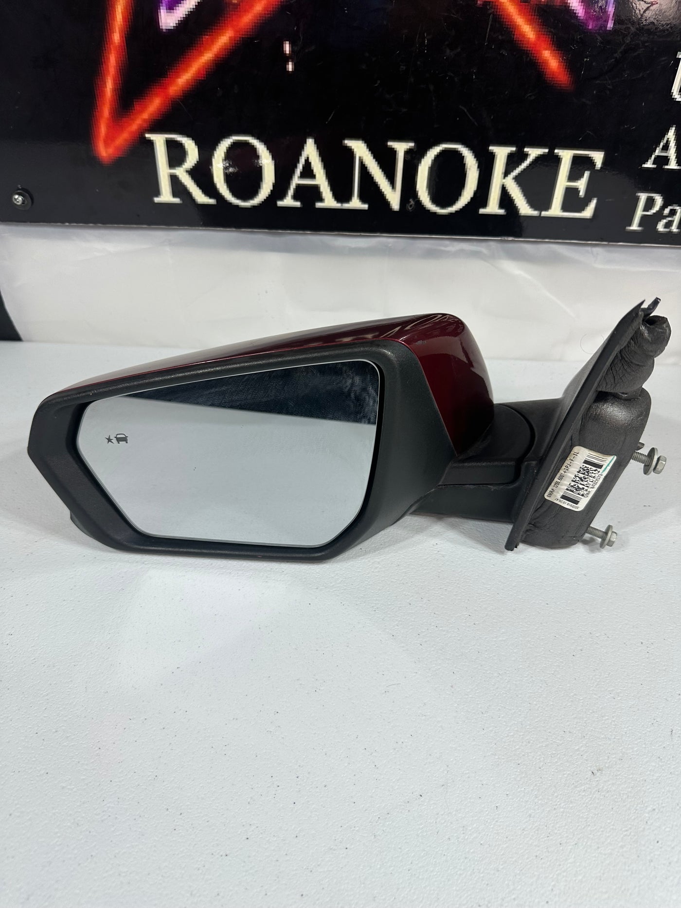 2018-2020 CHEVROLET EQUINOX DRIVER SIDE VIEW POWER DOOR MIRROR W/ BLIND SPOT OEM