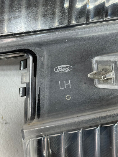 2016 - 2019 FORD EXPLORER FOG LIGHT LAMP LEFT DRIVER HALOGEN OEM