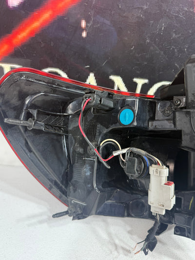 OEM | 2017 - 2019 GMC Acadia Outer Tail Light (Right/Passenger) #84108398