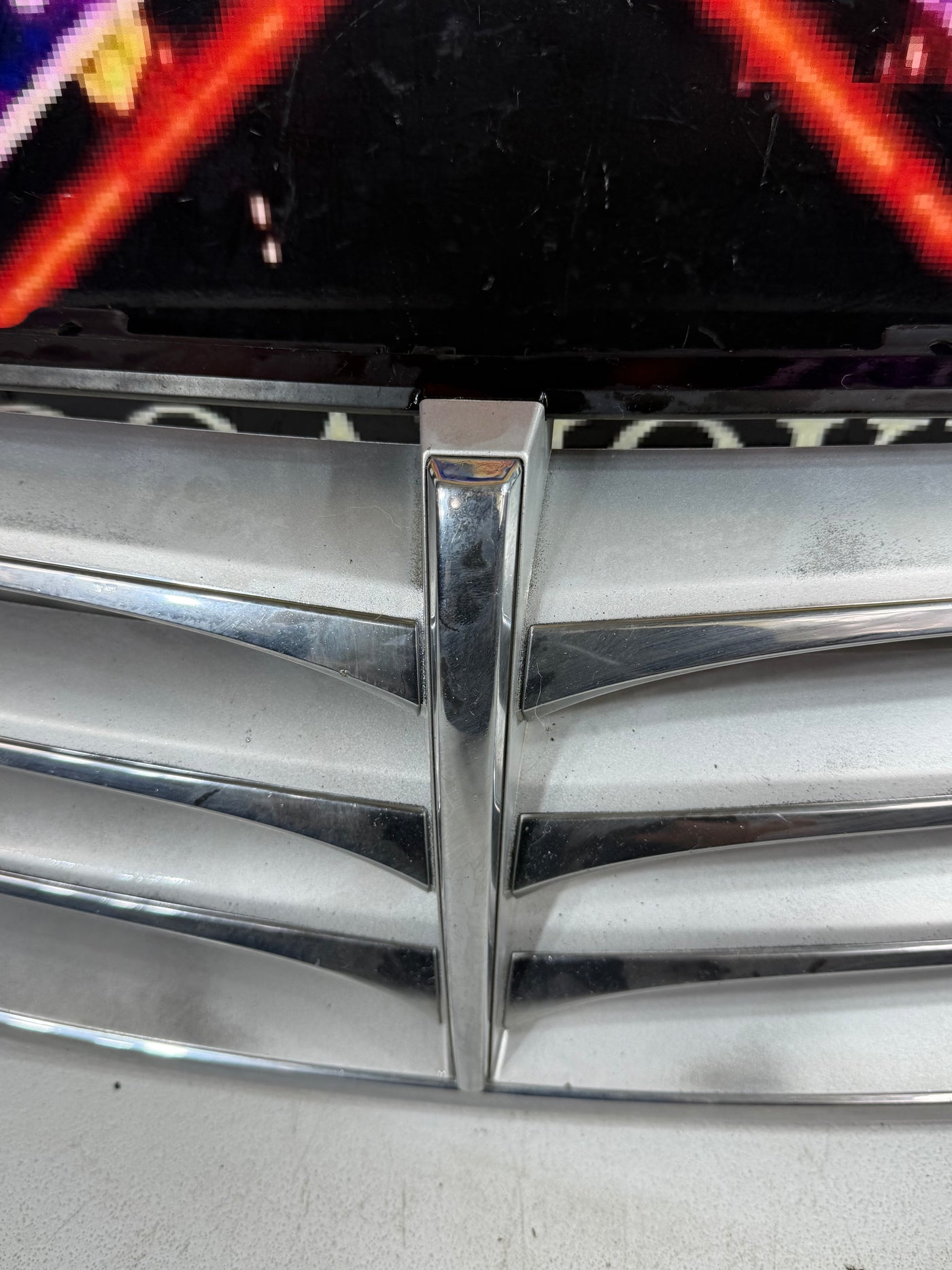09-11 HYUNDAI GENESIS SEDAN OEM CHROME SILVER FRONT UPPER GRILLE GRILL HOOD TRIM