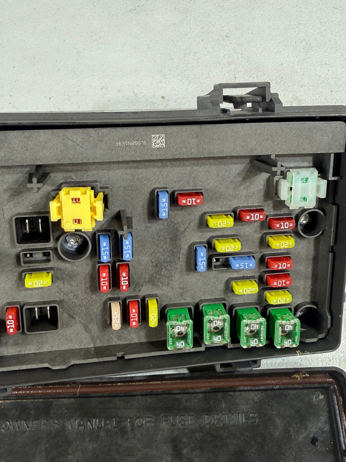 2008 2009 Dodge Avenger Chrysler Sebring TIPM Power Module Fuse Box P68048352AA
