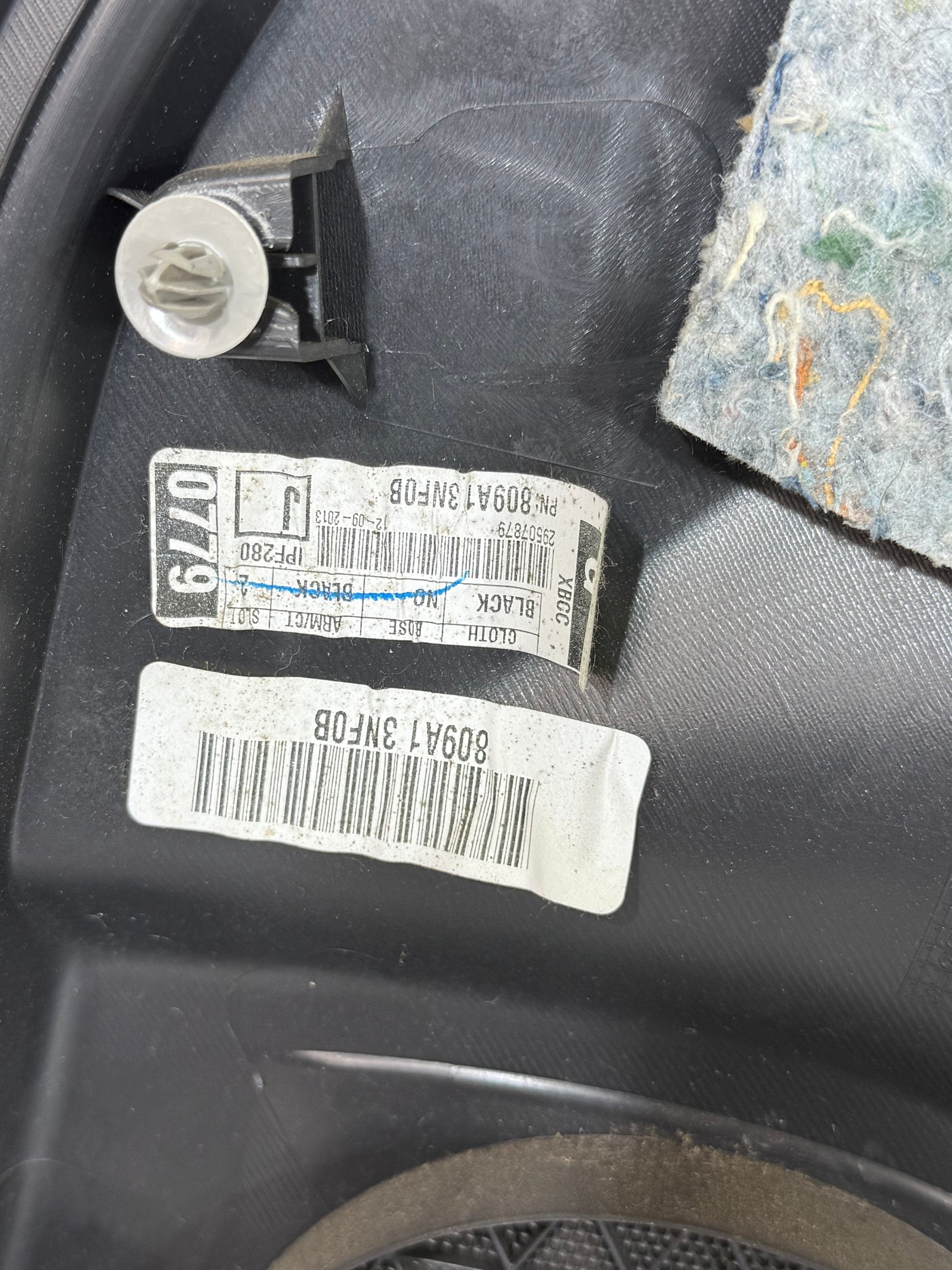 13-17 Nissan Leaf Front Door Trim Panel Left Front Driver Side Black Cloth OEM