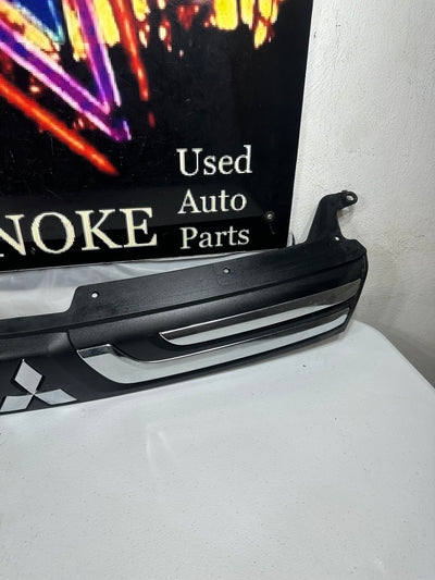 2014 MITSUBISHI OUTLANDER (NOT SPORT ) Grille OEM