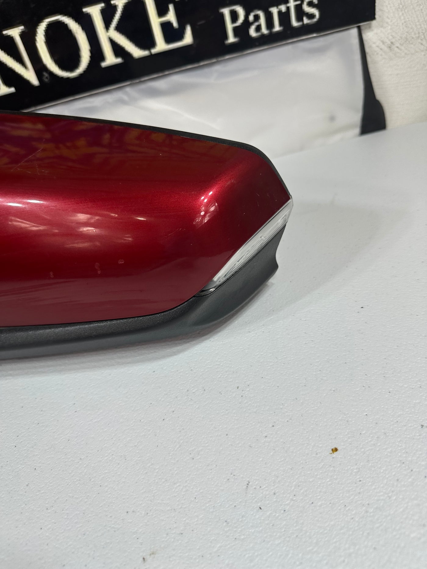 2018-2020 CHEVROLET EQUINOX DRIVER SIDE VIEW POWER DOOR MIRROR W/ BLIND SPOT OEM