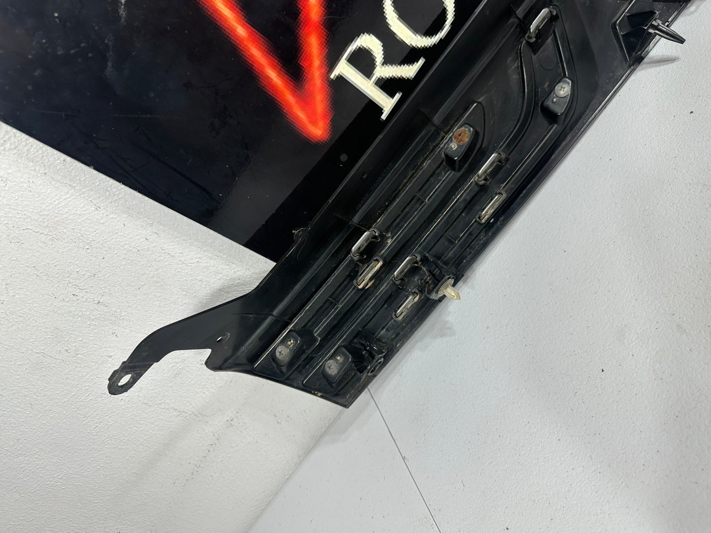2014 MITSUBISHI OUTLANDER (NOT SPORT ) Grille OEM