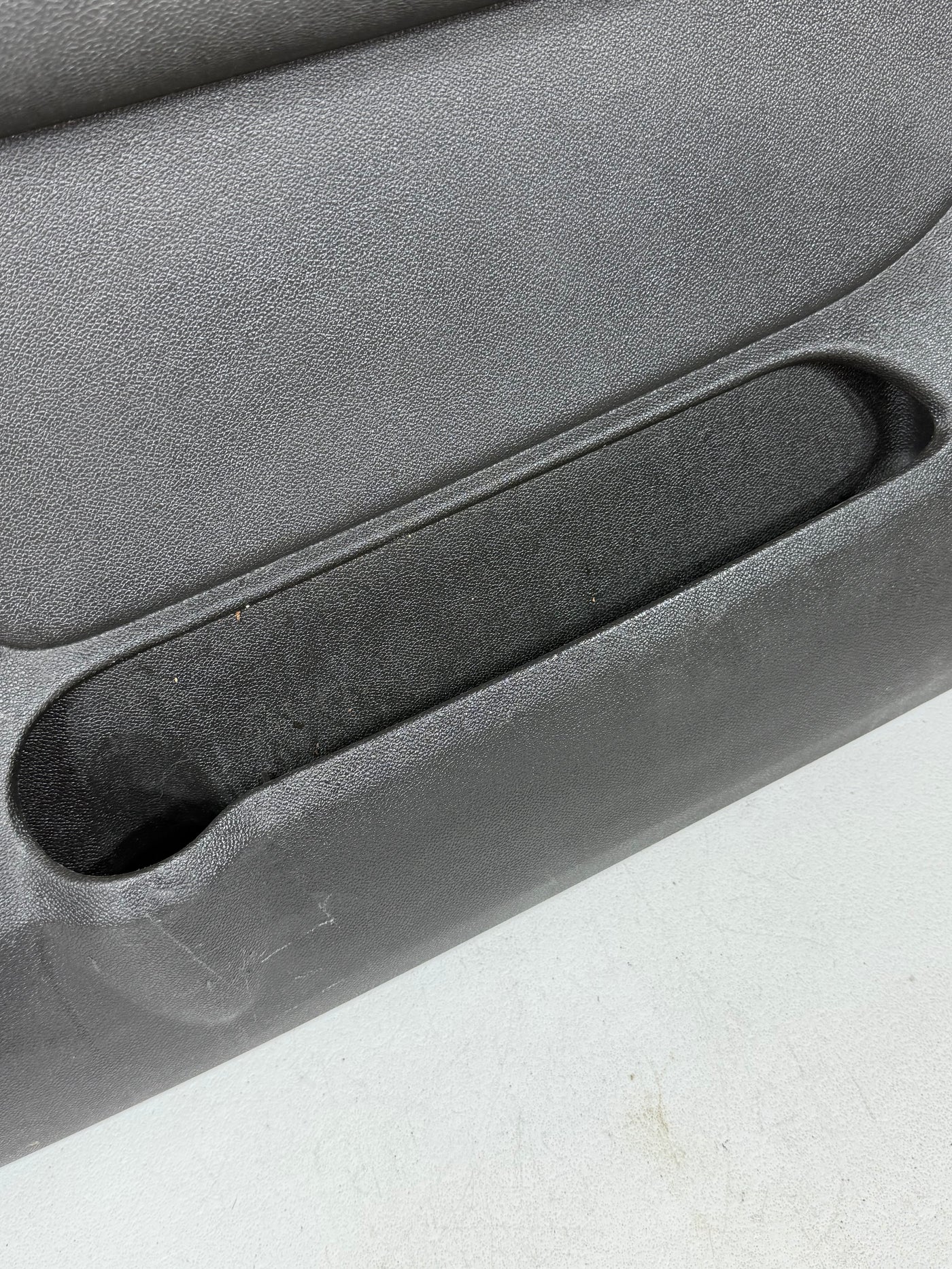07-09 Chevy Silverado GMC SIERRA Right Passenger Front Door Trim Panel OEM