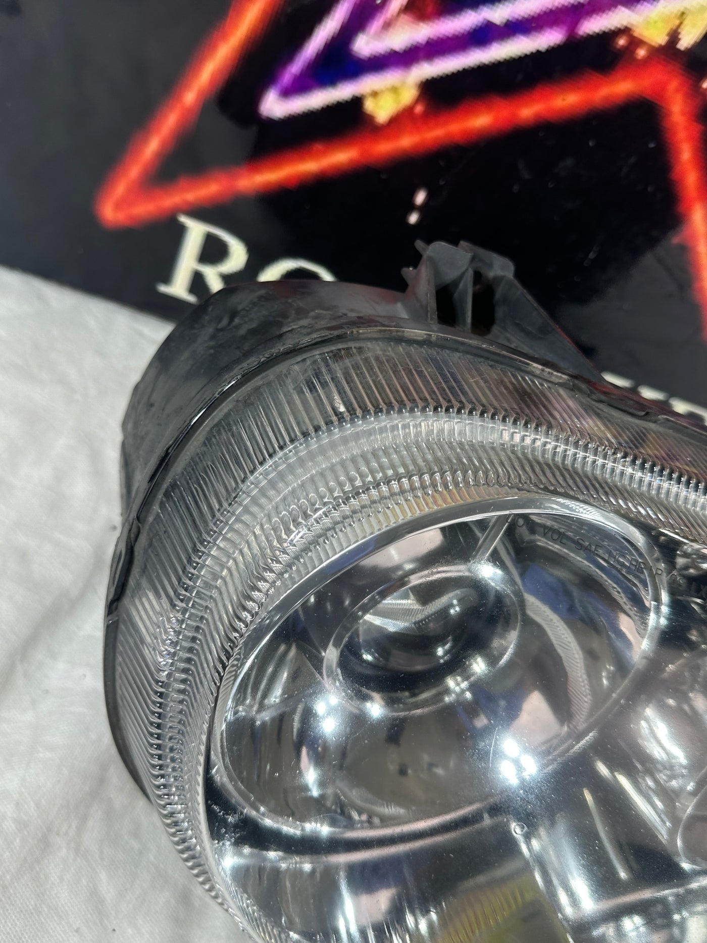 Pasenger Right Headlight Xenon HID Fits Chrysler 300 2005-2010 300 716302 OEM