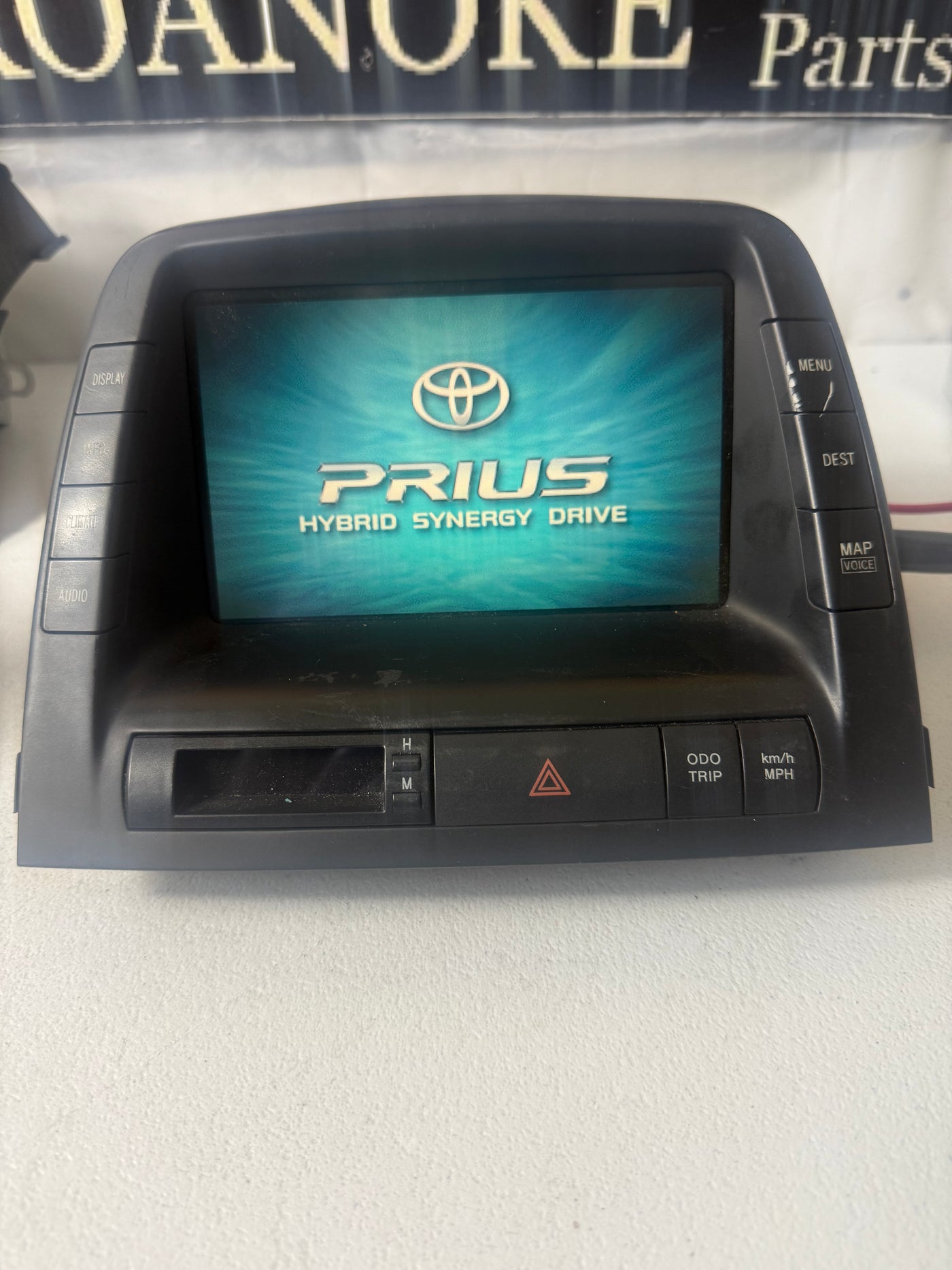 04 - 05 TOYOTA PRIUS NAVIGATION GPS RADIO DISPLAY SCREEN MFD 86110-47071 OEM