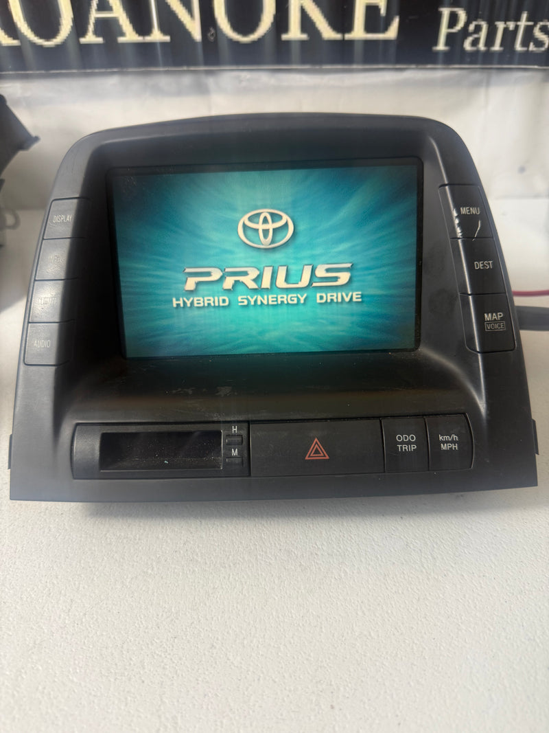 04 - 05 TOYOTA PRIUS NAVIGATION GPS RADIO DISPLAY SCREEN MFD 86110-47071 OEM