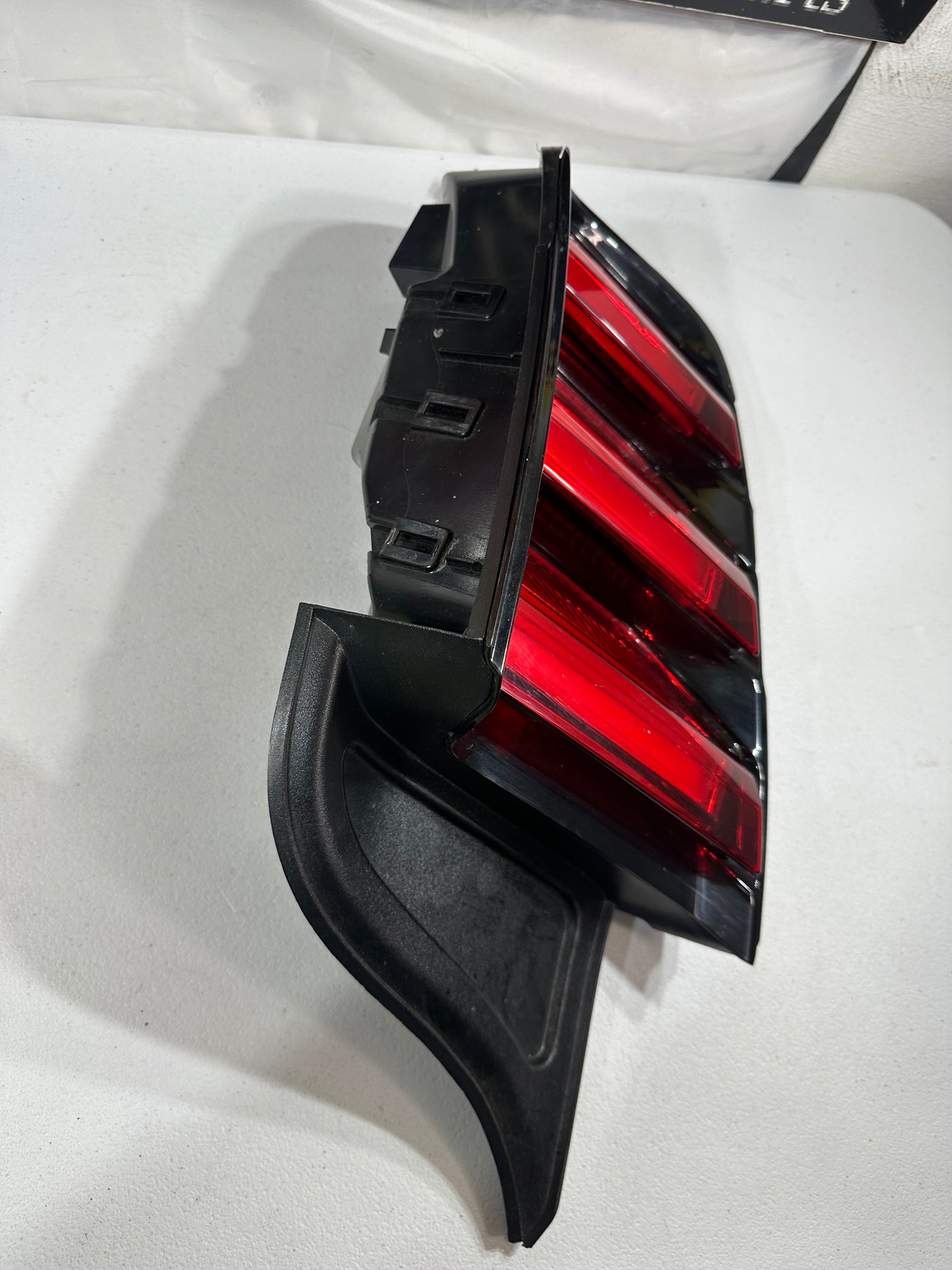 OEM 2015 2016 2017 FORD MUSTANG LED TAIL LIGHT RIGHT SIDE RH