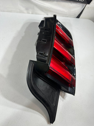 OEM 2015 2016 2017 FORD MUSTANG LED TAIL LIGHT RIGHT SIDE RH