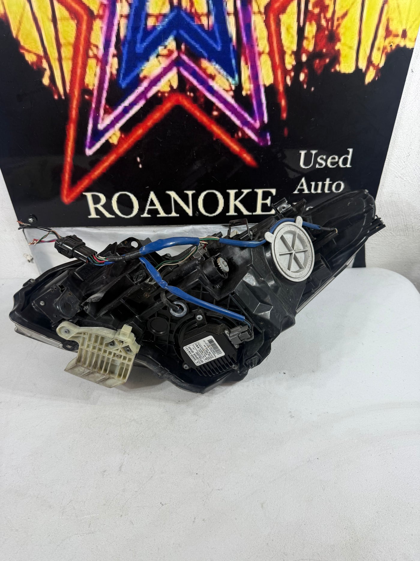 2010-2013 Infiniti G25 G37 Sedan Front Right Side Xenon HID Headlight OEM SMOKED
