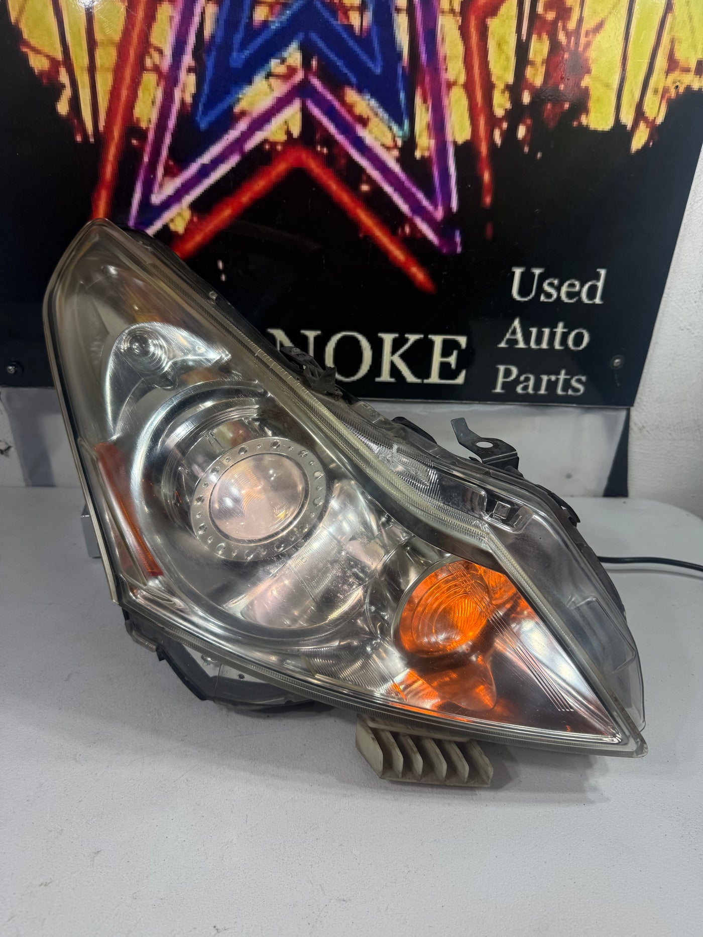 2010-2013 Infiniti G25 G37 Sedan Front Right Side Xenon HID Headlight OEM