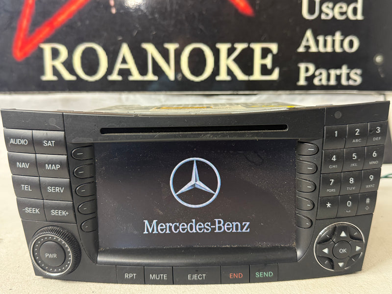 2003 - 2008 Mercedes Benz E500 Radio Navigation Head Unit  A2118204397