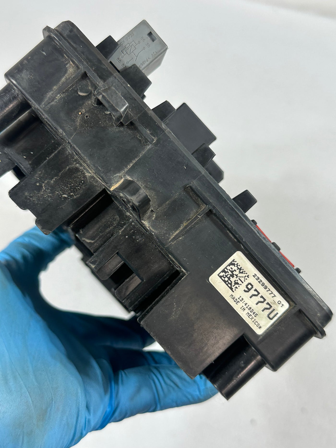 2016-2019 Chevrolet Colorado Engine Fuse Box Relay Fusebox OEM