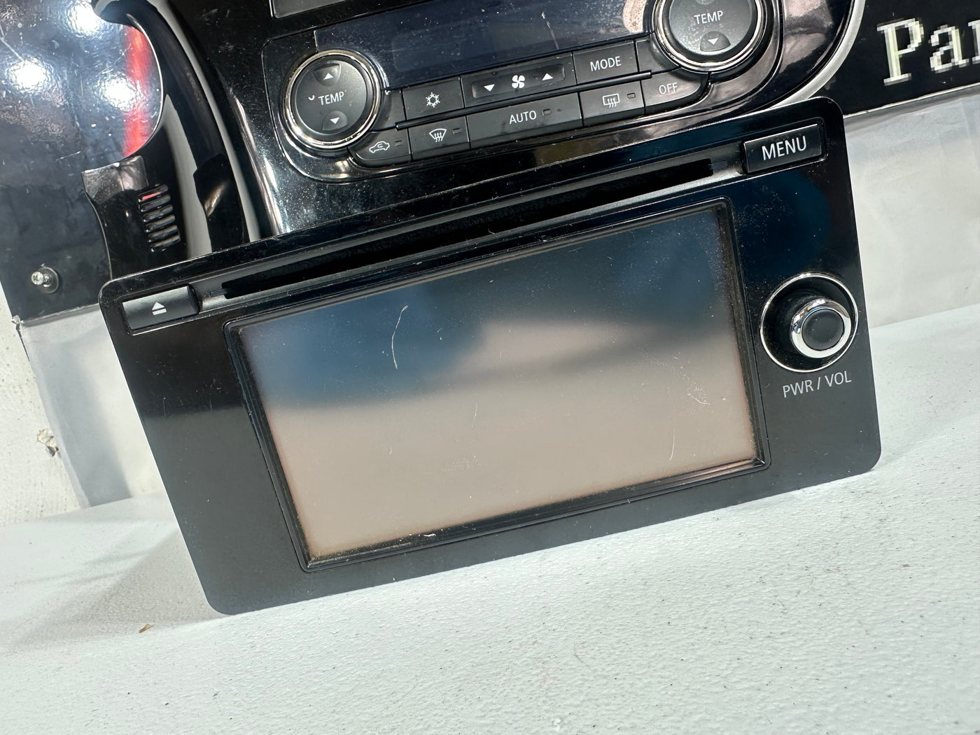 2014-2015 Mitsubishi Outlander AM FM Radio Receiver 6.10 Screen OEM