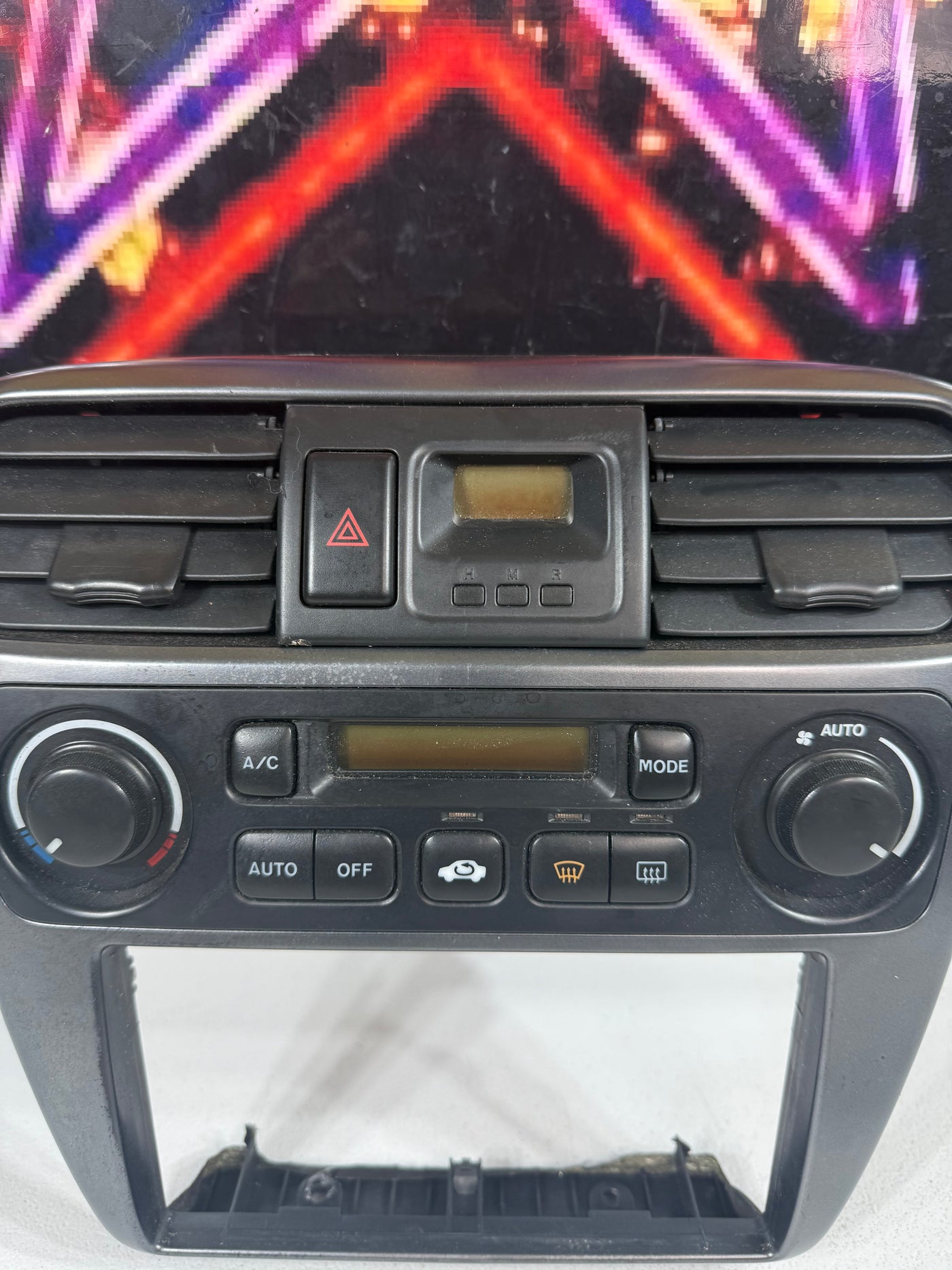 1998-2002 Honda Accord 2 DOORS Front radio Center Dash Bezel With Climate Control OEM
