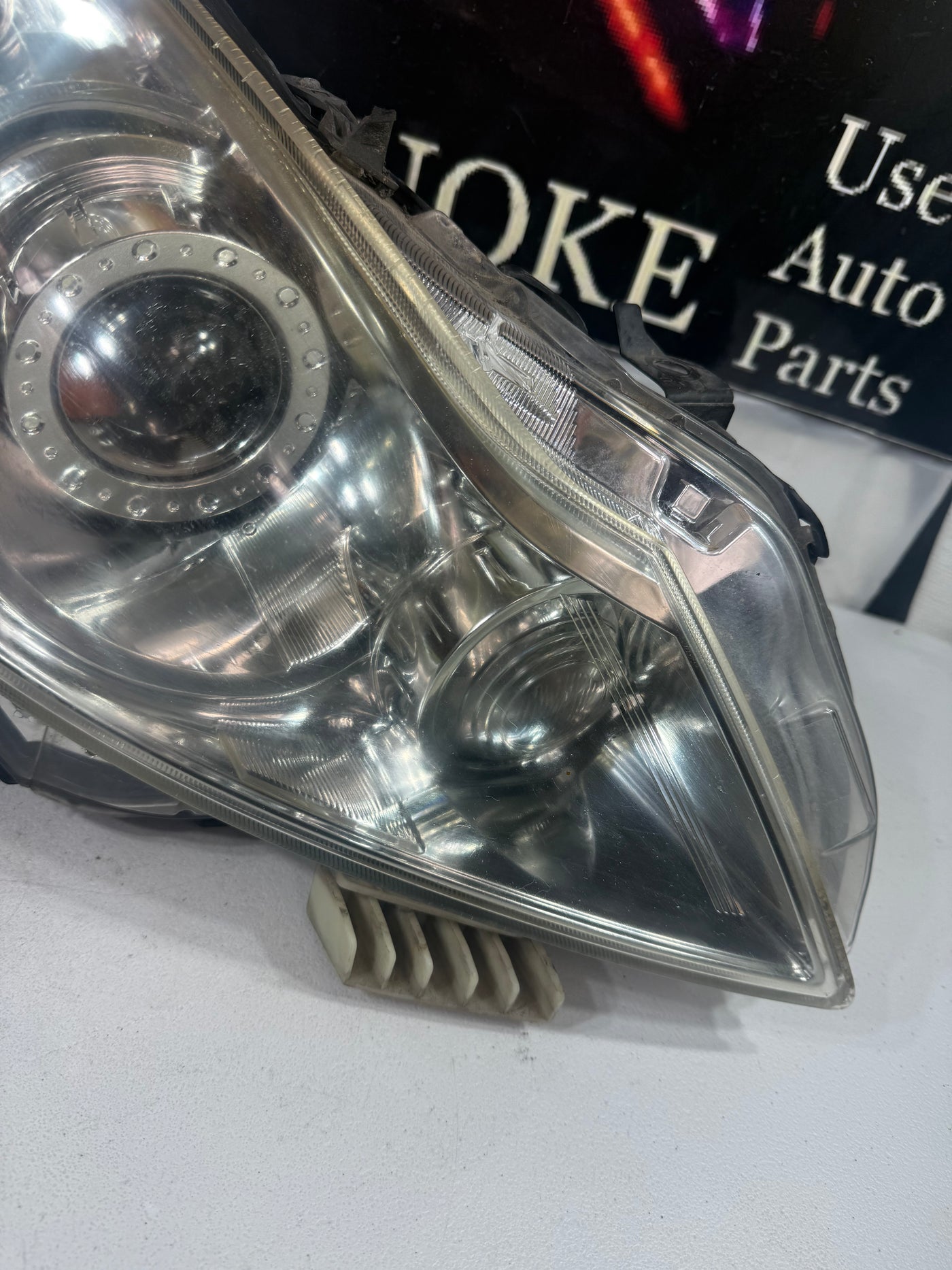 2010-2013 Infiniti G25 G37 Sedan Front Right Side Xenon HID Headlight OEM