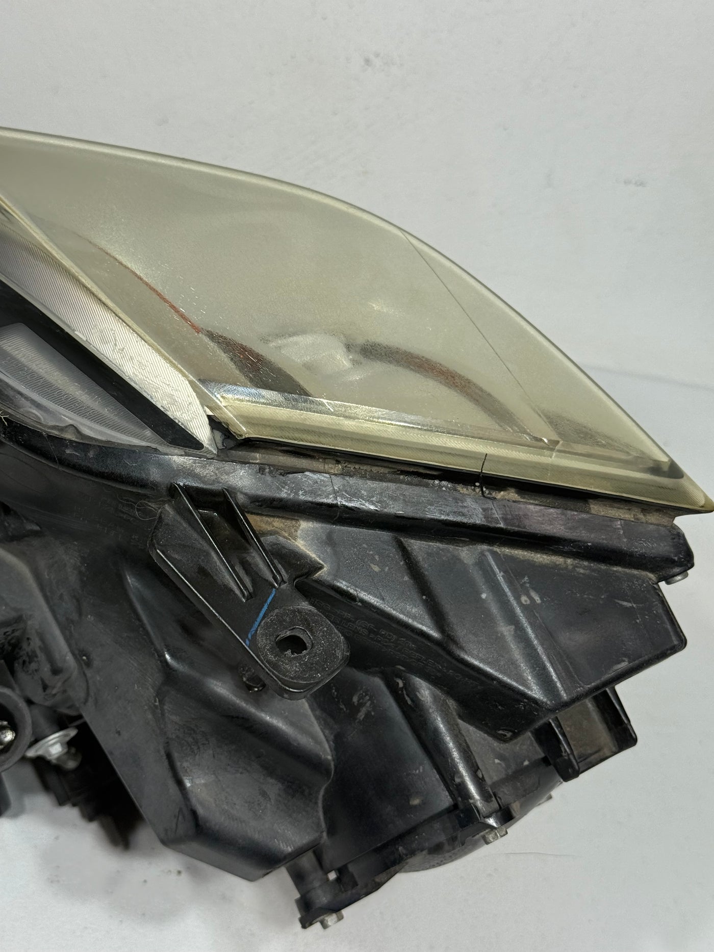 2008-2014 Cadillac CTS Headlight Halogen Right Passenger side genuine OEM