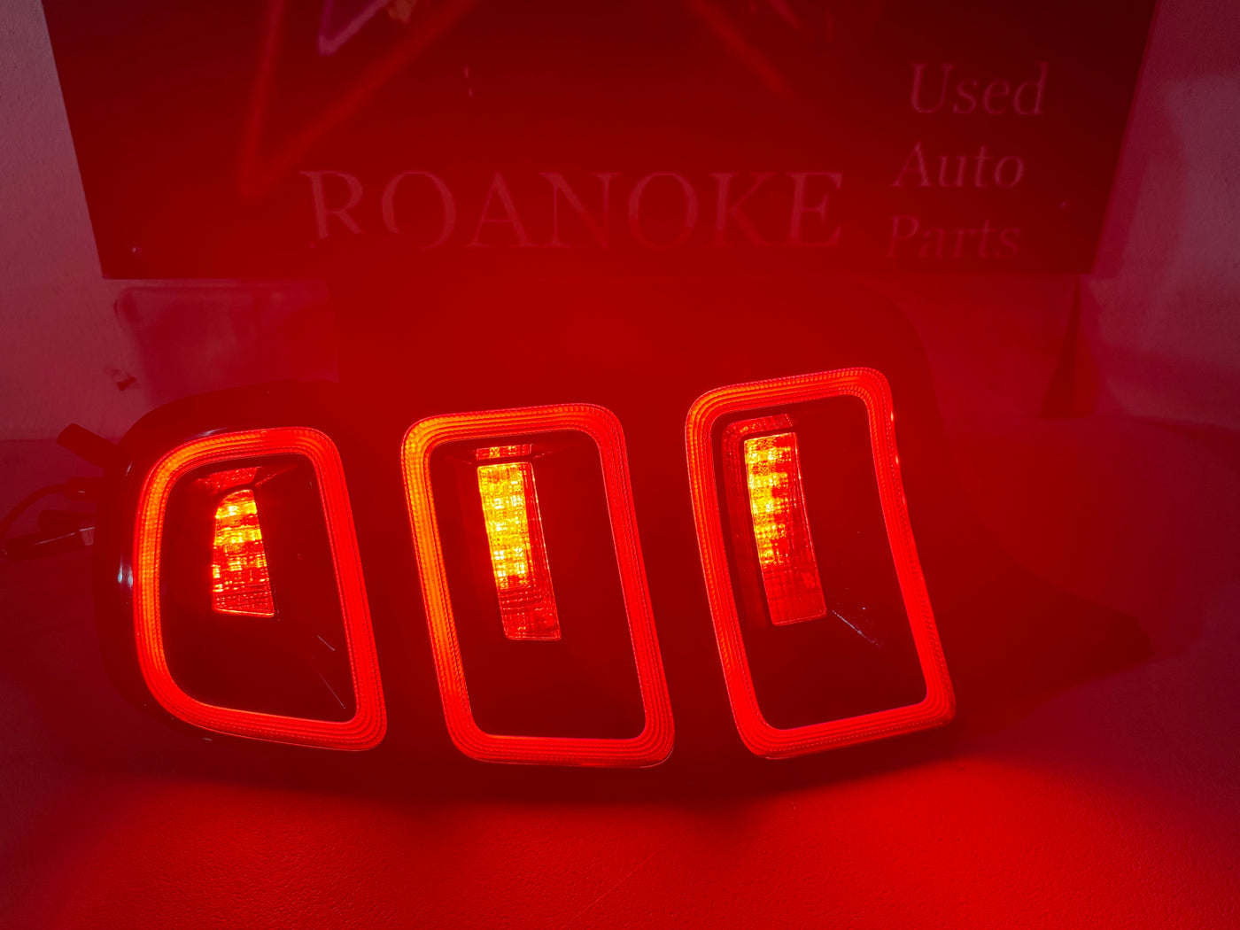 13 14 Ford Mustang Tail Light Left Driver Side OEM Tail Lamp 2013 2014