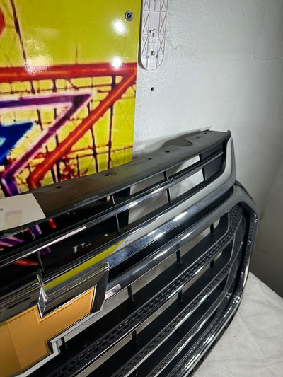 Grille Grill 2018-2020 Chevrolet Traverse 23376131 OEM