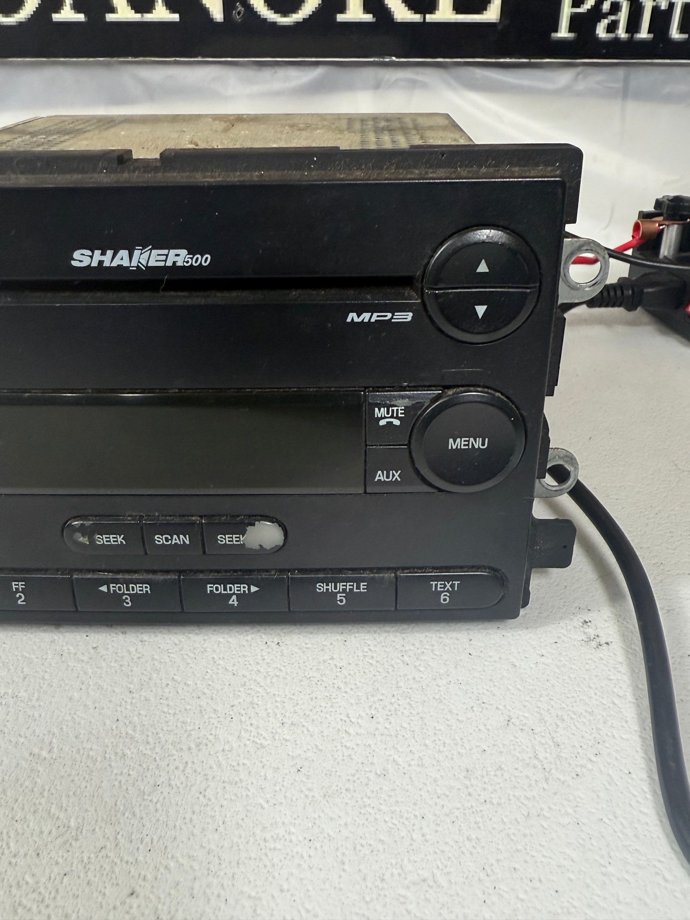 2008-09 FORD MUSTANG SHAKER RADIO STEREO HEAD UNIT CD PLAYER MP3 8R3T-18C815-GE