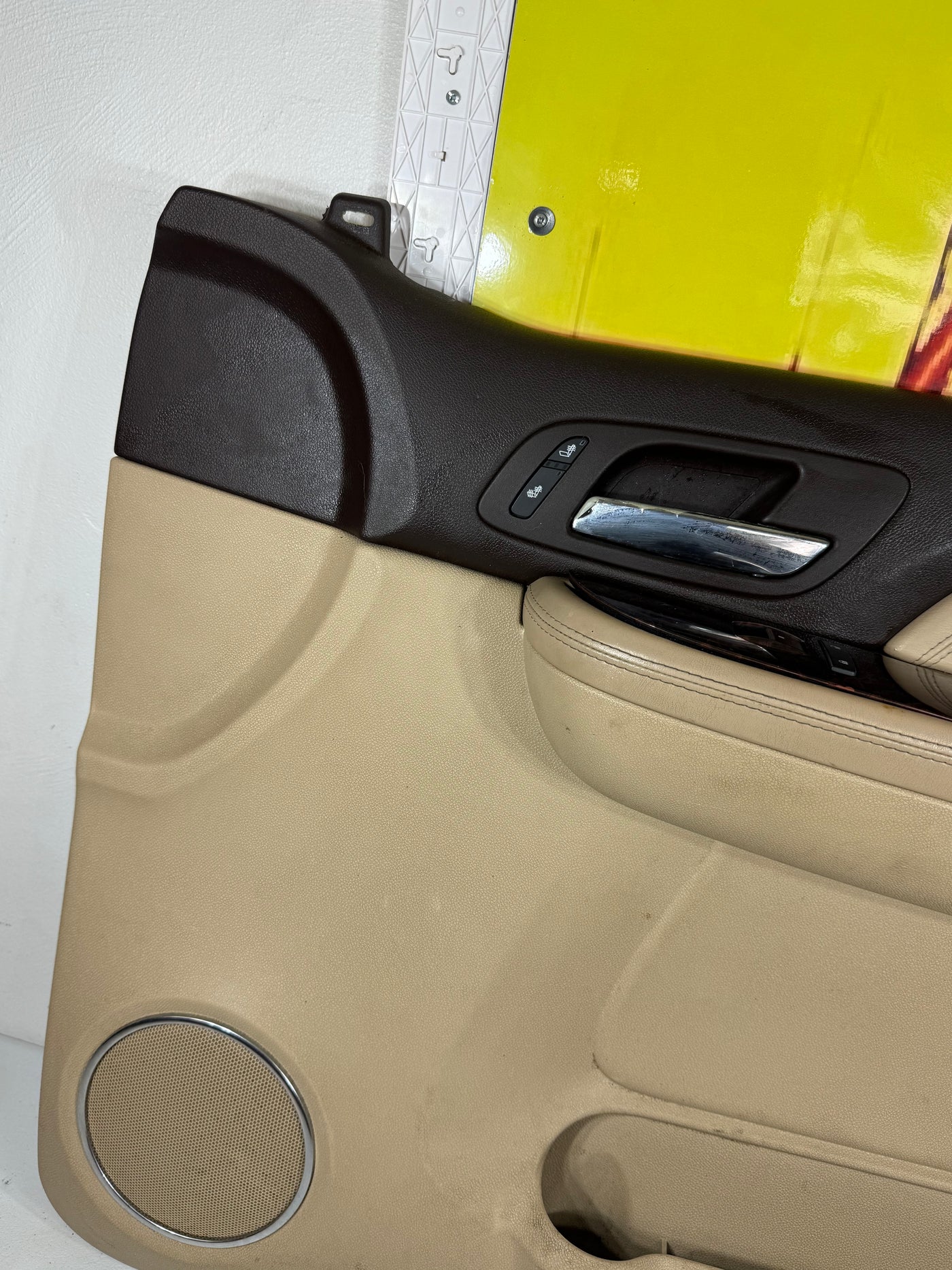 07-09 Chevy Silverado GMC SIERRA Right Passenger Front Door Trim Panel OEM
