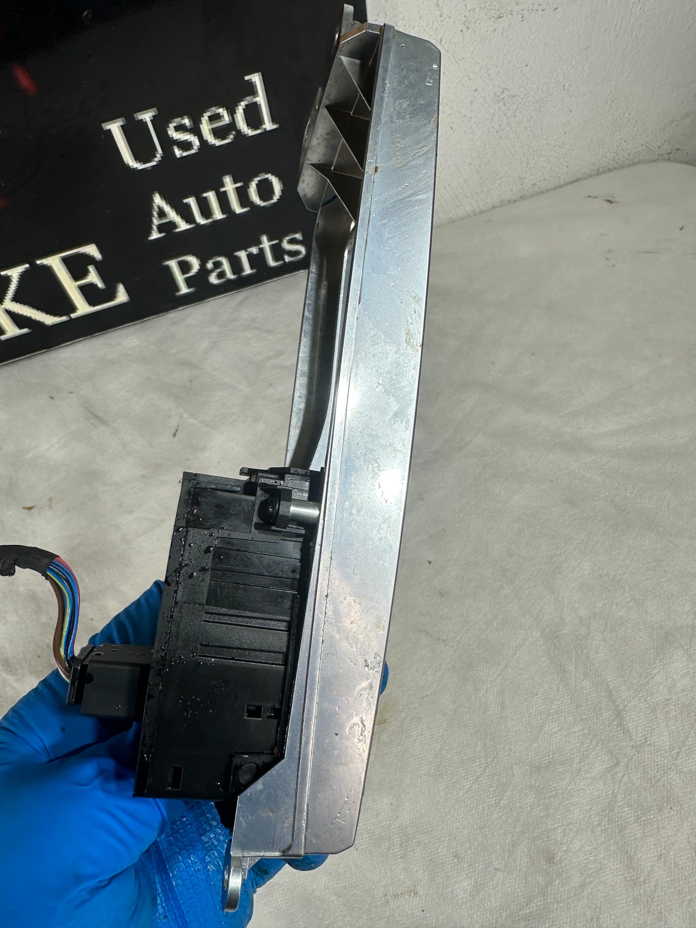 2013 BMW X3 AUTOMATIC FLOOR SHIFTER AUTO GEAR SHIFT OEM