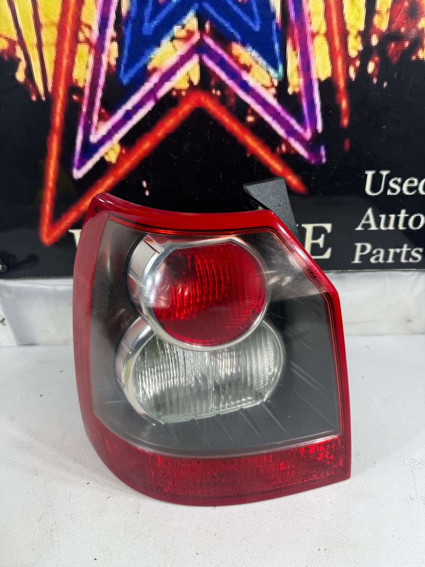 2008-2012 Land Rover LR2 HSE Rear Exterior LH Left Driver Side Tail Light OEM