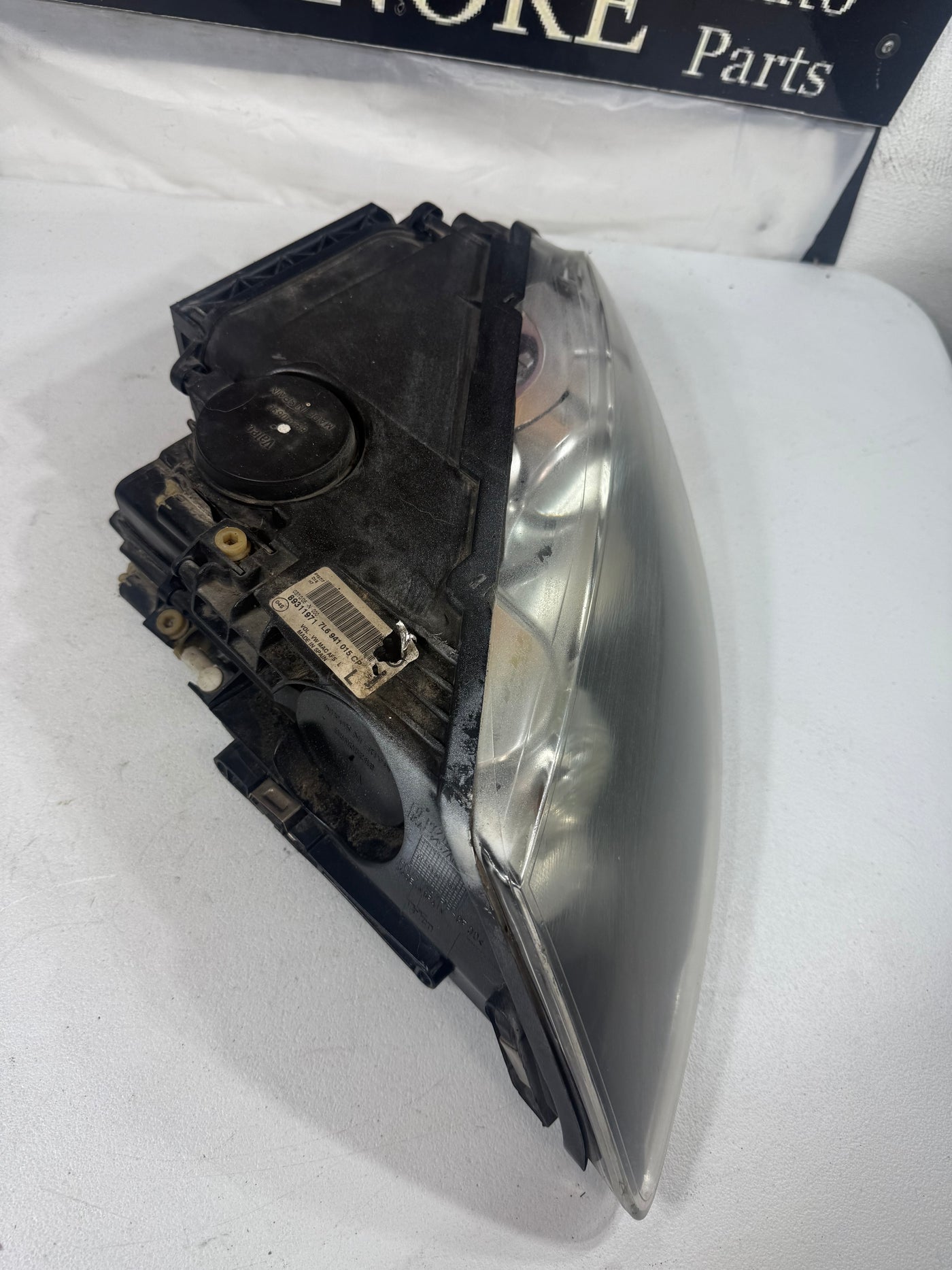 2004 2005 2006 2007 Volkswagen Touareg Xenon HID Headlight Driver Side OEM