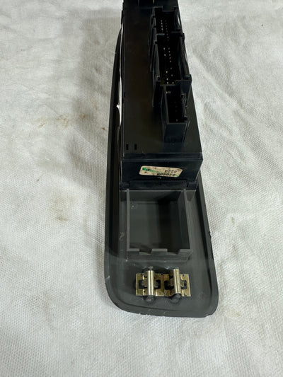 02-05 GMC ENVOY DRIVER LEFT SIDE MASTER POWER WINDOW SWITCH 15114257 OEM