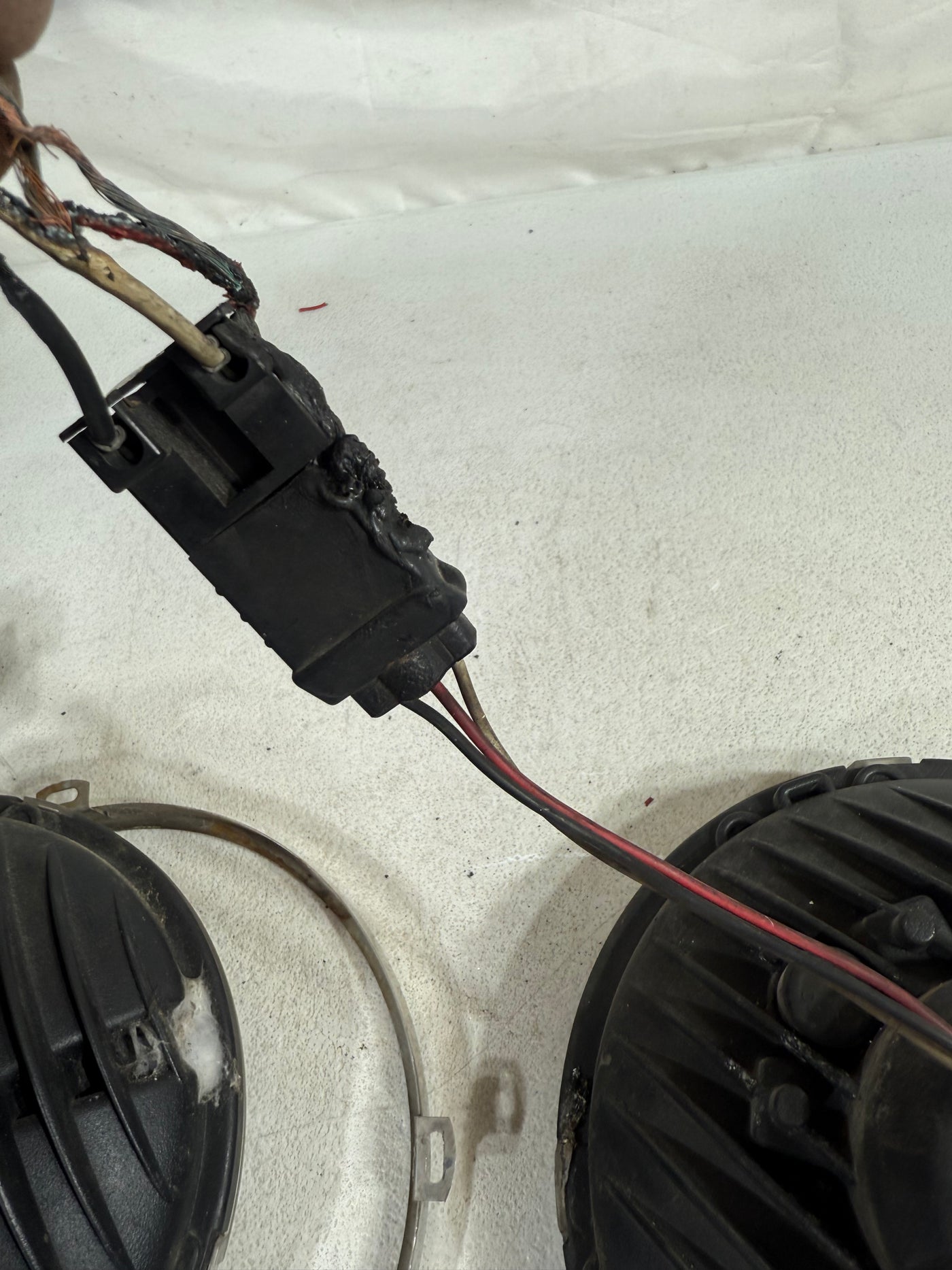 2007-2018 JEEP WRANGLER GROTE LED HEADLIGHT LAMP SET PAIR LEFT AND RIGHT