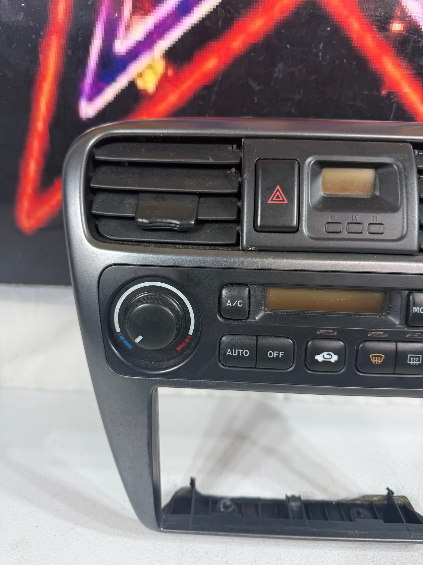 1998-2002 Honda Accord 2 DOORS Front radio Center Dash Bezel With Climate Control OEM