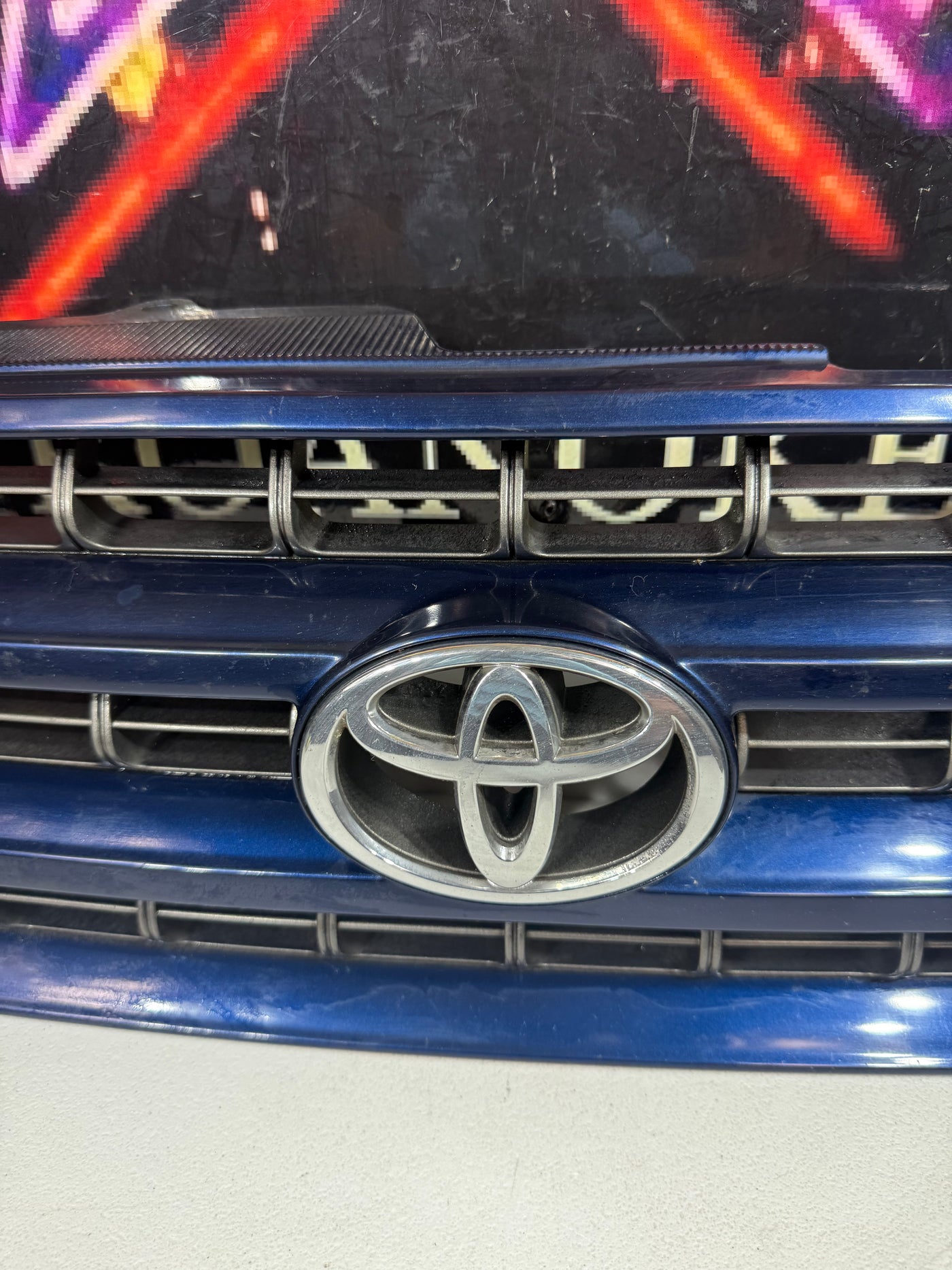 2001 2002 2003 Toyota Highlander Front Upper Grille Grill With Emblem OEM BLUE