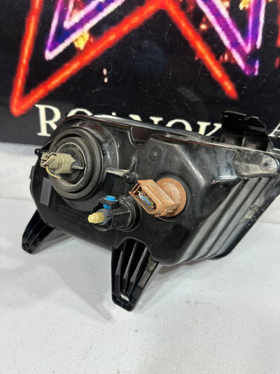 2010-2012 Ford Mustang Driver Left SIDE Halogen Head Light Headlight OEM