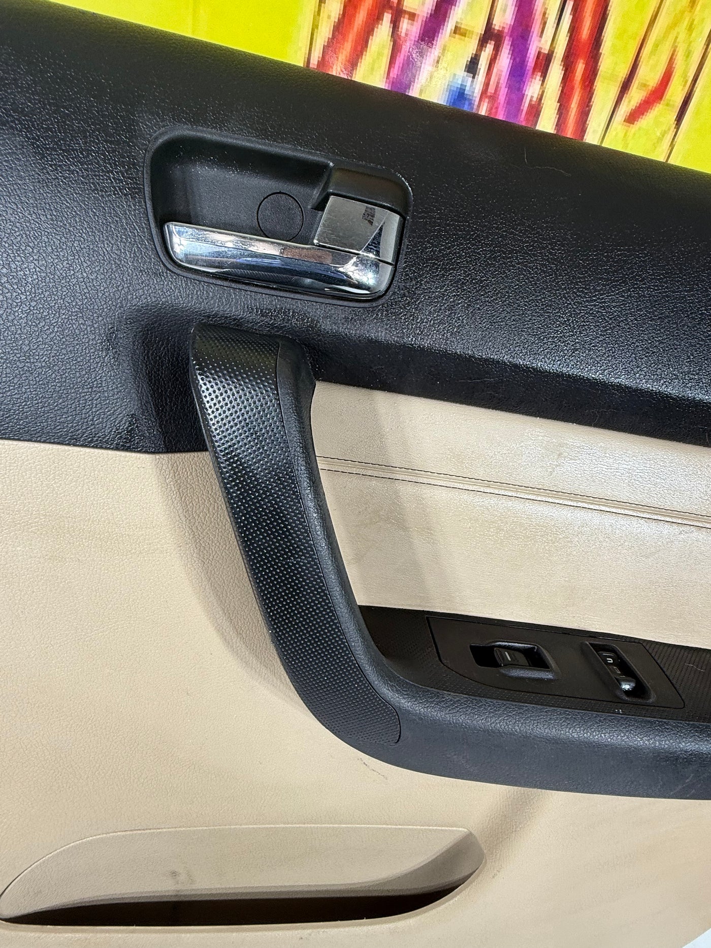 2006 - 2010 HUMMER H3 Door Panel Front Right Passenger Side OEM