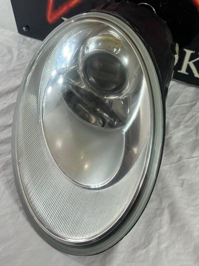 2006 to 2010 Volkswagen Beetle Right Passenger Side Headlight DEPO