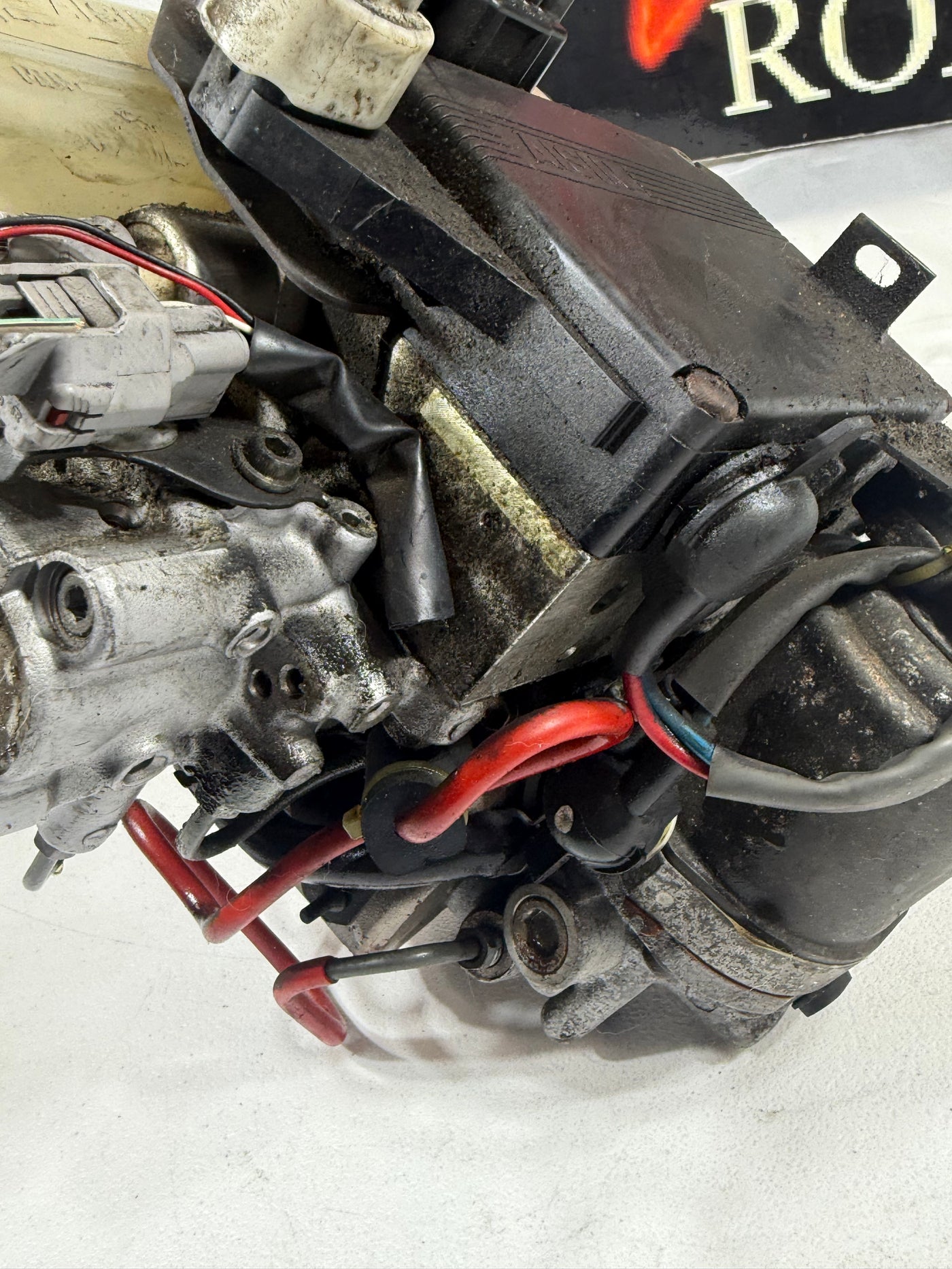 2003-2005 TOYOTA 4RUNNER LEXUS GX470 ABS BRAKE PUMP MASTER CYLINDER ASSEMBLY OEM