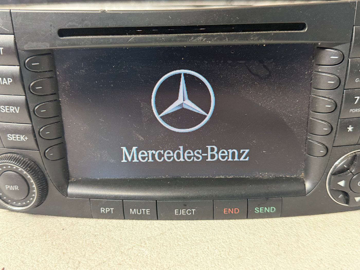 2003 - 2008 Mercedes Benz E500 Radio Navigation Head Unit  A2118204397